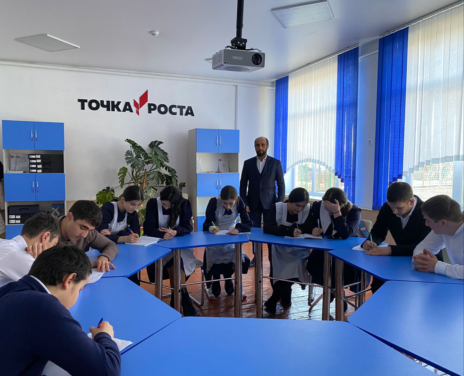 Круглый стол &amp;quot;Основы безопасности и защиты Родины. Новые возможности&amp;quot;..